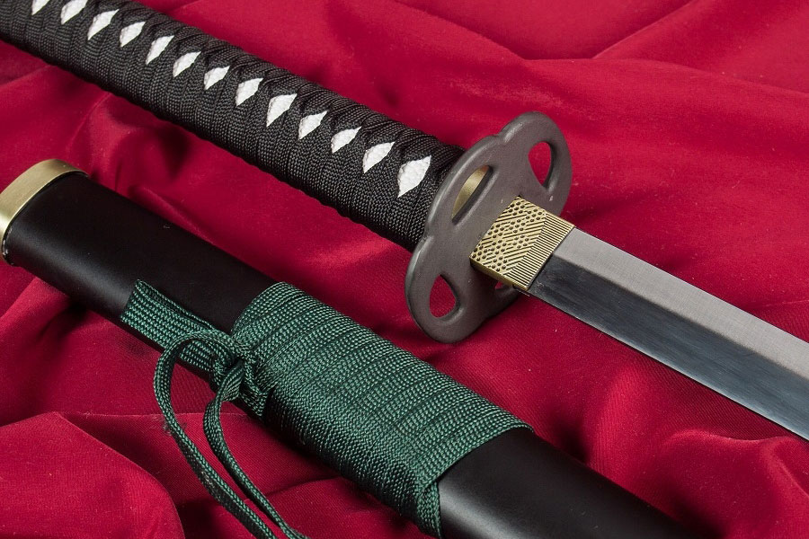 hijikata-toshizo-katana-hakuouki-DLYI.jpg