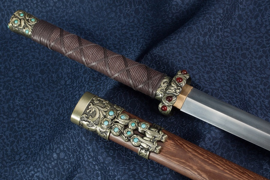 jian-ketelu-hosszu-kard-JnP1