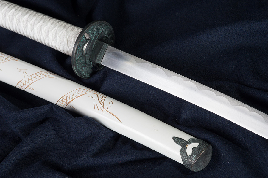 katana-sarkany-diszkard-cosplay-3bdr