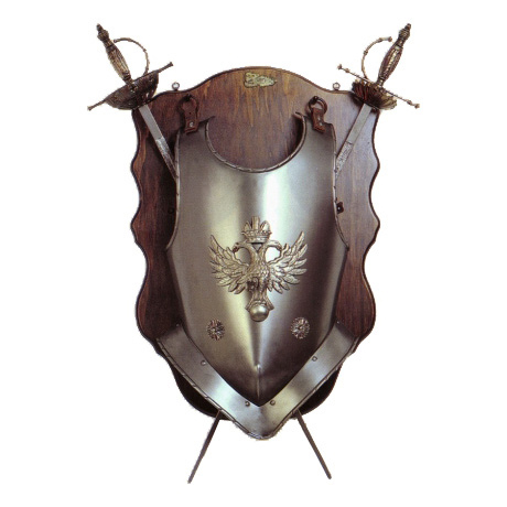 mellvert-ket-karddal-fa-tartoval-z4Vj.jpg