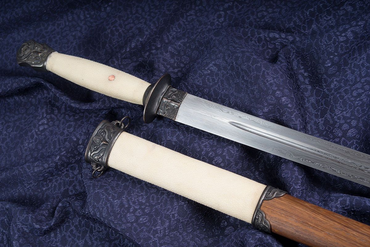 qi-jian-damaszkolt-k2Pz.jpg