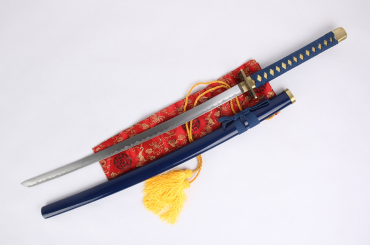 replika-fegyverek-anime-bleach-kuchiki-byakuya-kardja-senbonzakura-1-UjJO