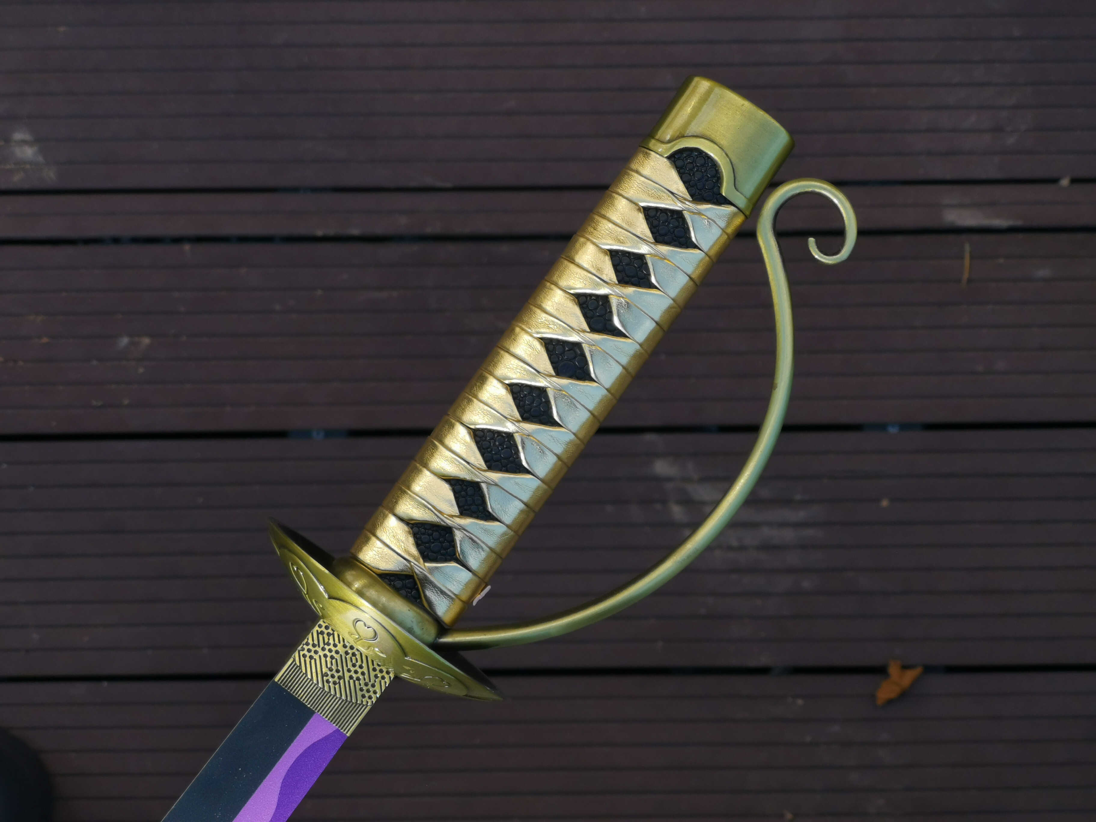 replika-fegyverek-one-piece-gol-d-roger-kardja-2-bo8P