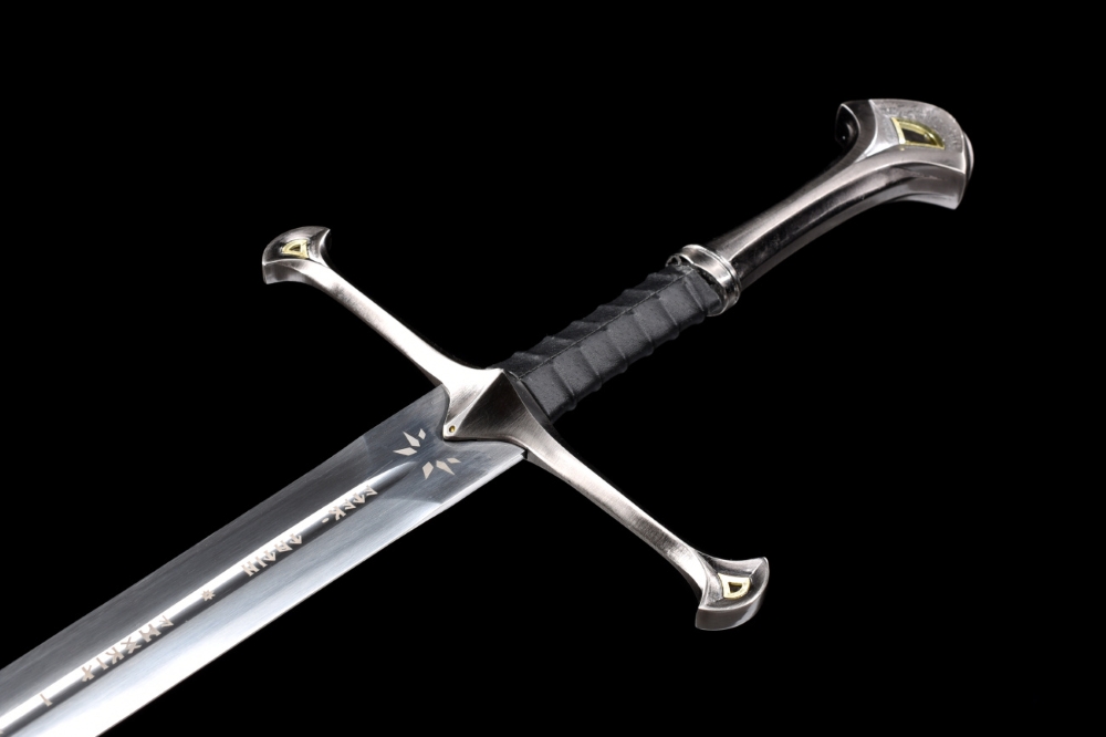replika-shop-mozi-videojatek-fegyverek-gyuruk-ura-anduril-9-Kk7g