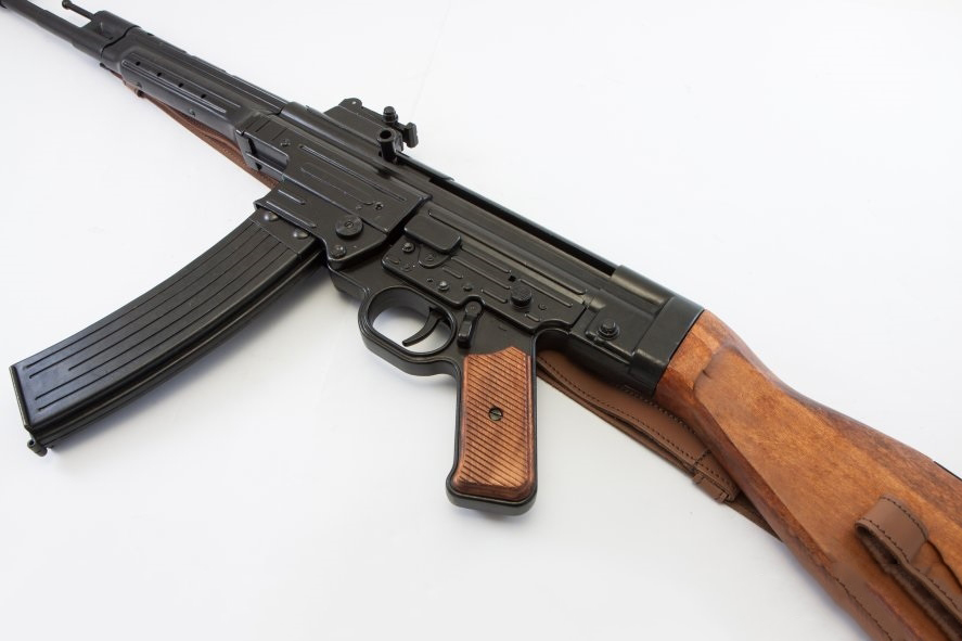stg44-sturmgewehr-44-gepkarabely-dmQ1.jpg