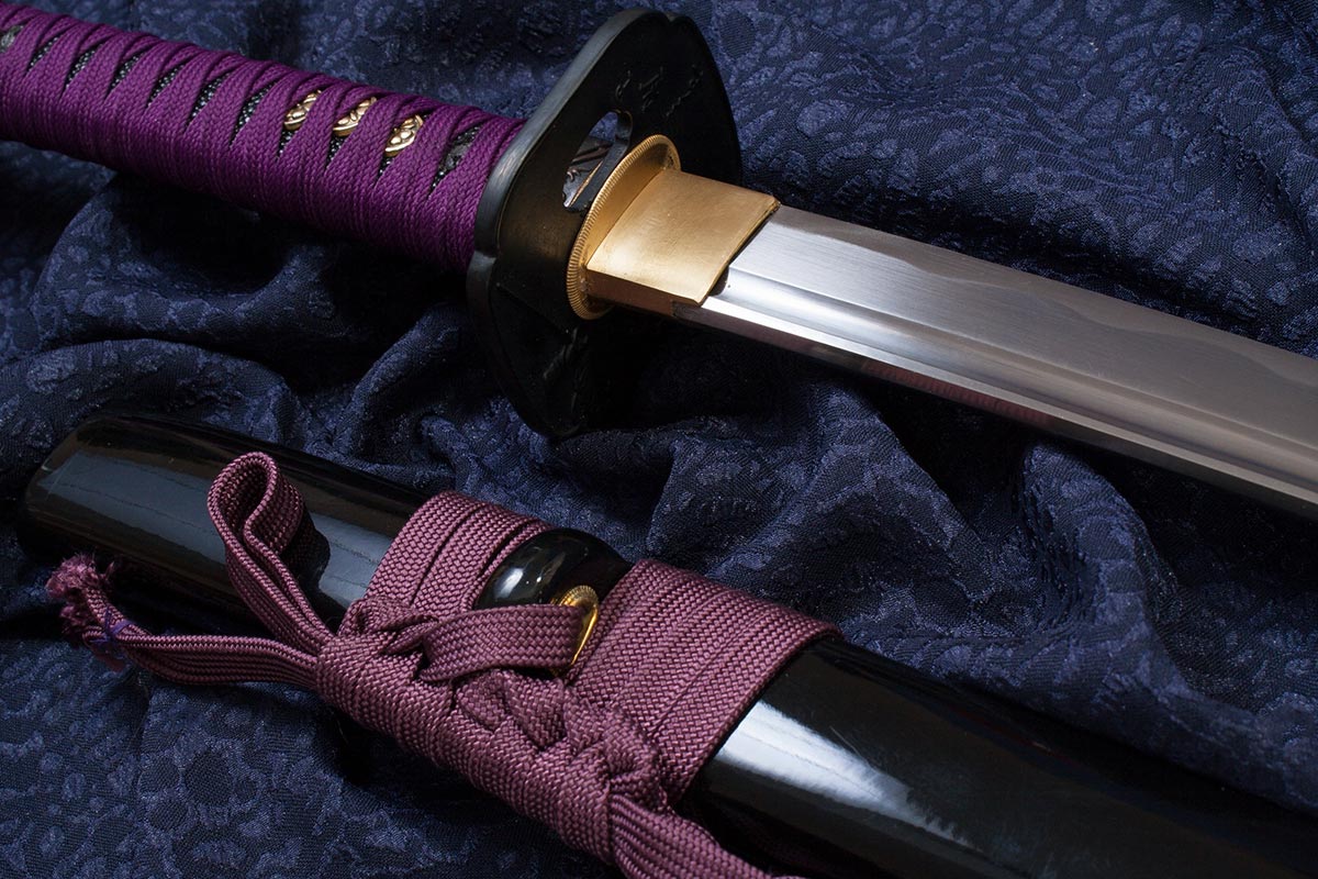 tamoe-katana-0eEk.jpg